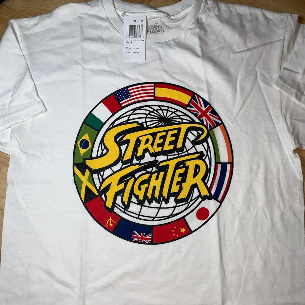 NEW MENS CHANGES STREET FIGHTER GRAPHIC CREW NECK